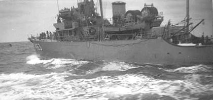 USS Pivot breaking away after highline transfer